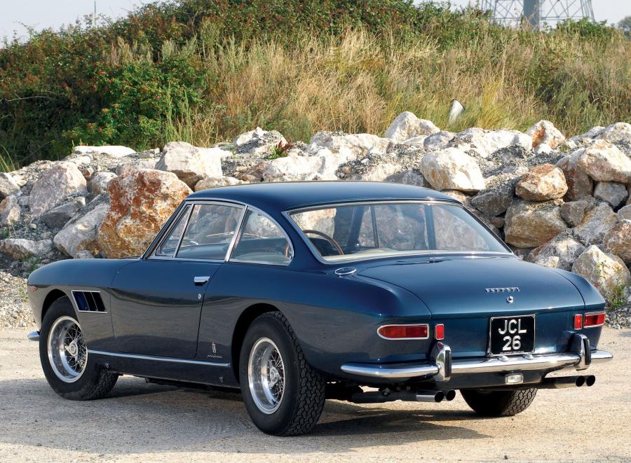  Ferrari 330 GT 2+2 (Series II) 1965 года  (фото 26 из 43)